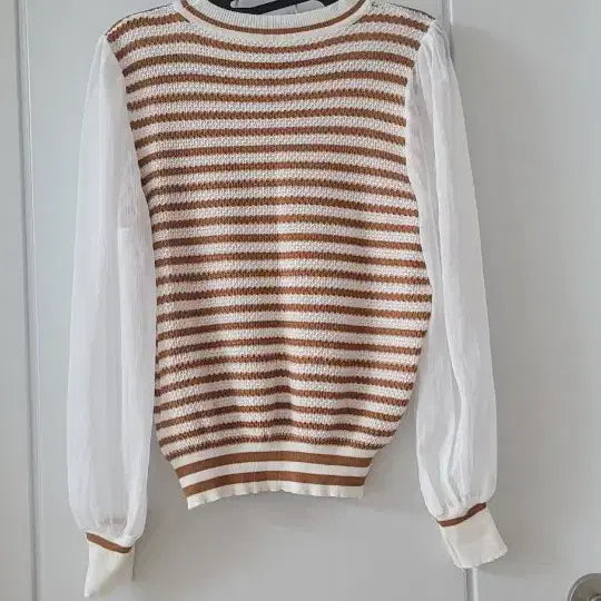 [BUNJANG] Brown White Chiffon Sleeve T-shirt / 브라운 화이트 쉬폰소매 티셔츠