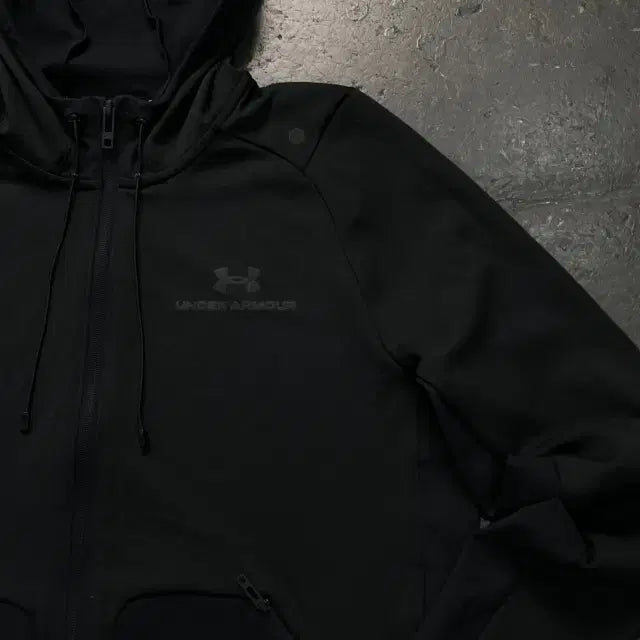 [BUNJANG] Under Armour Functional Zip-Up Hoodie / 100 언더아머 기능성 후드집업