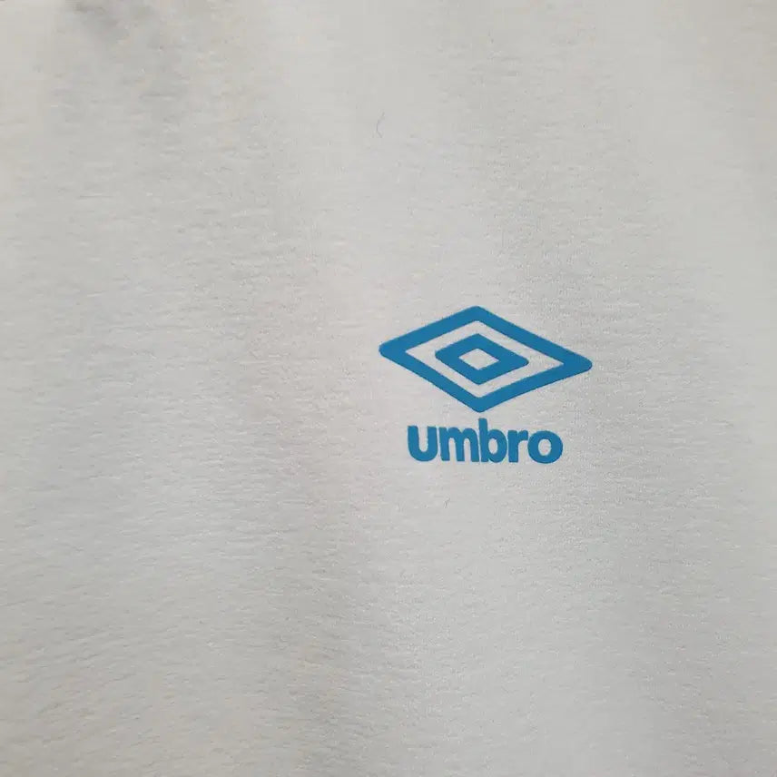 [BUNJANG] Umbro Back Printing T-Shirt White Size 85 / 엄브로 빽프린팅 반팔티 화이트 85