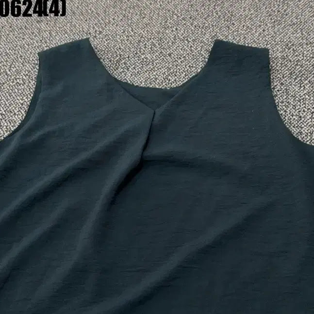 [BUNJANG] Black Sleeveless Blouse Size 85 / 블랙 민소매 블라우스 85 0624