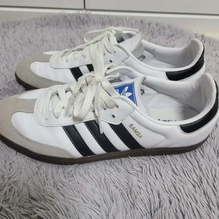 [SOLD OUT] 아디다스 삼바 흰검 스니커즈 275
