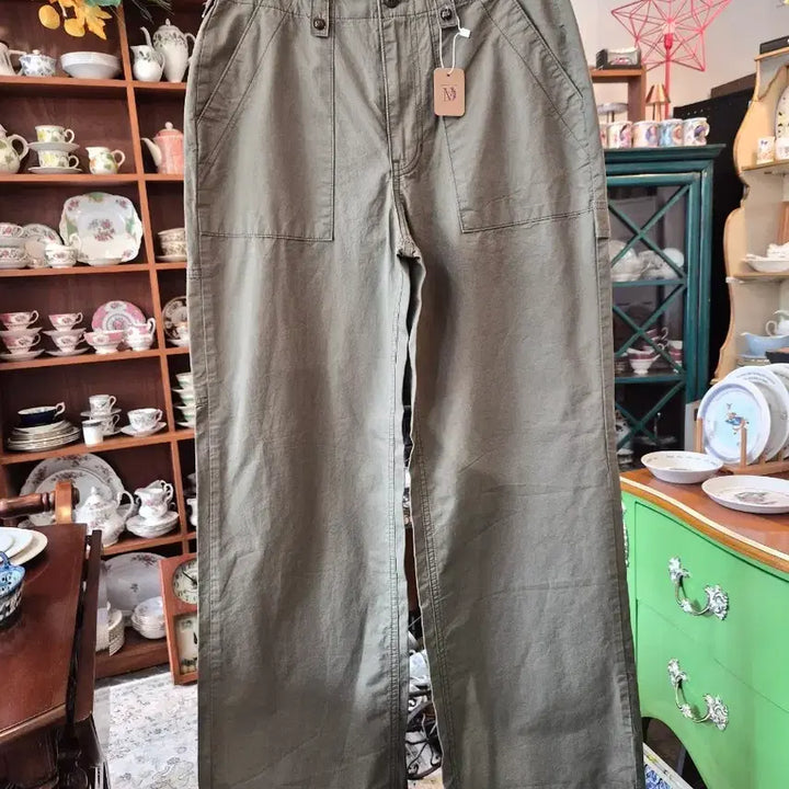 [BUNJANG] Khaki Cargo Pants / 카키색 카고 팬츠