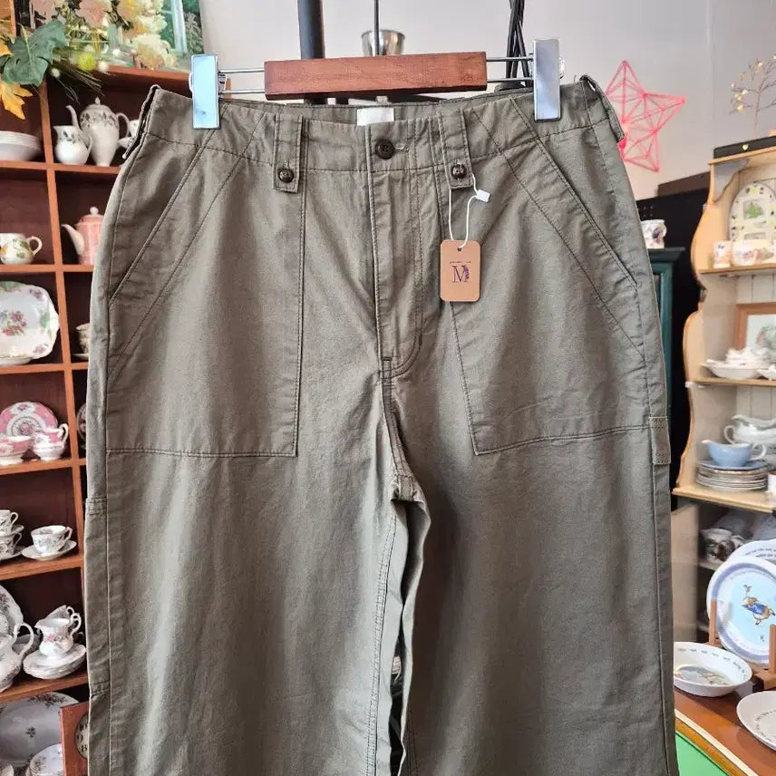 [BUNJANG] Khaki Cargo Pants / 카키색 카고 팬츠