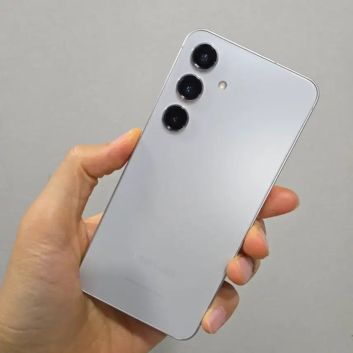 [SOLD OUT] S급 갤럭시 s24 256기가 실버 그레이 정상해지 256gb