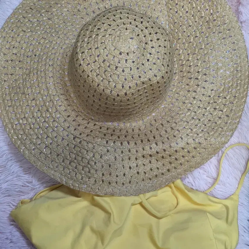 [SOLD OUT] H&amp;M 노란색 수영복40비치모자.포함 .일괄 실착용1회
