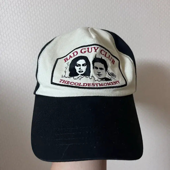 [SOLD OUT] 더콜디스트모먼트 볼캡 L 블랙/아이보리