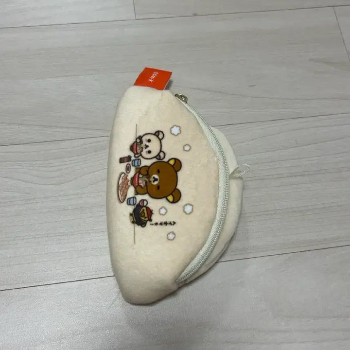 [SOLD OUT] 만두 리락쿠마 파우치