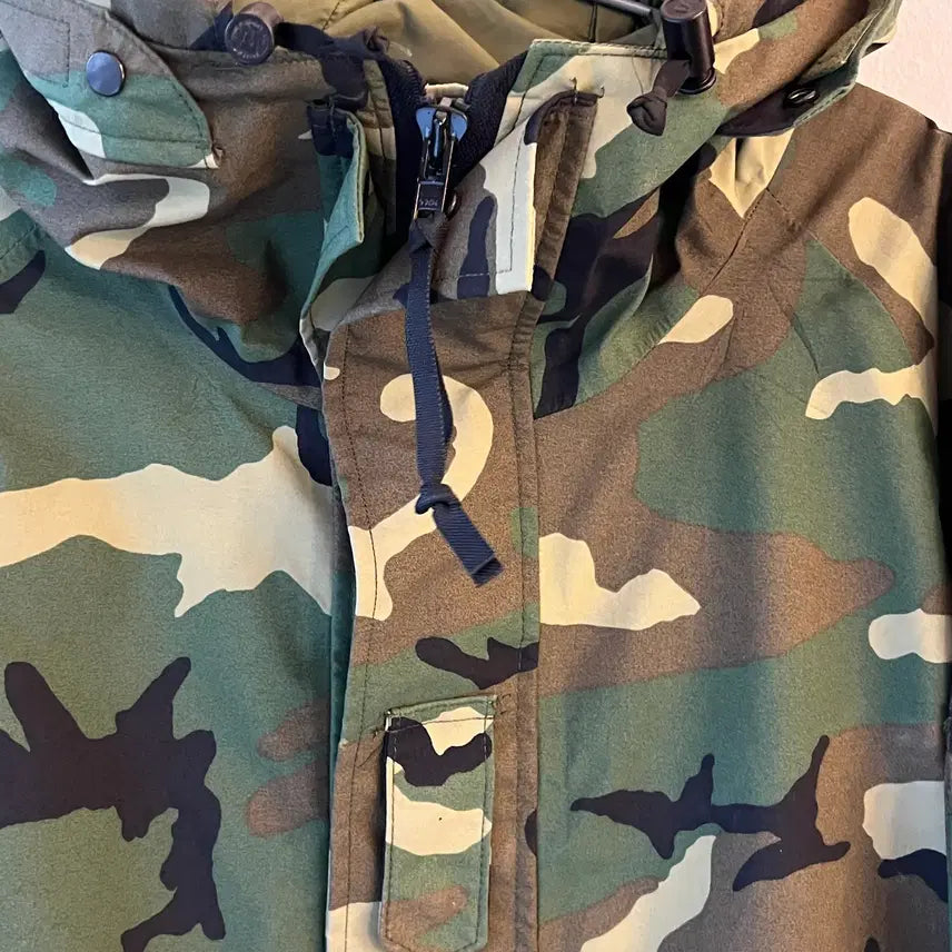 [SOLD OUT] [LARGE] WOODLAND ECWCS GORE-TEX jacket