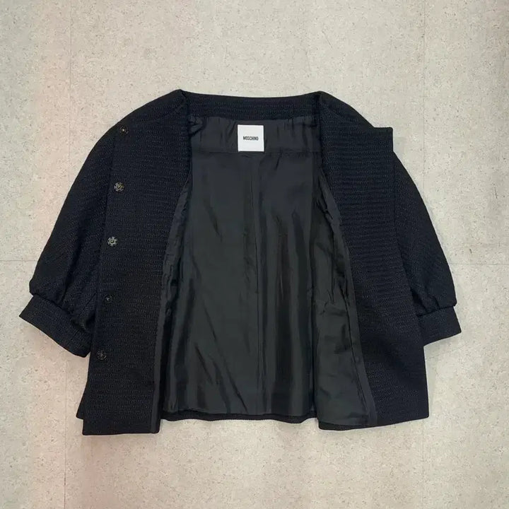 [SOLD OUT] 모스키노 트위드자켓
