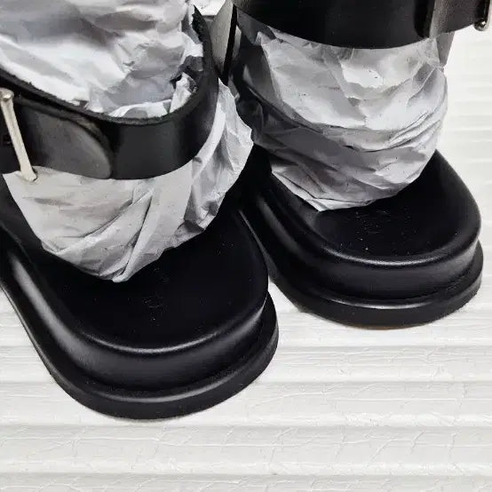 [SOLD OUT] 코르소 로마9  쪼리 샌들 39사이즈 250-255