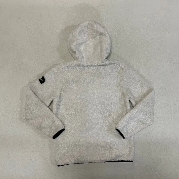 [SOLD OUT] M 네셔널지오그래픽 후리스 B.949