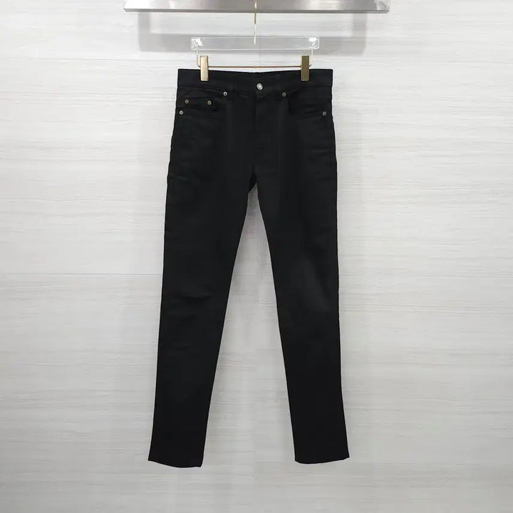 [SOLD OUT] 30 / 생로랑 블랙 코팅진 484345
