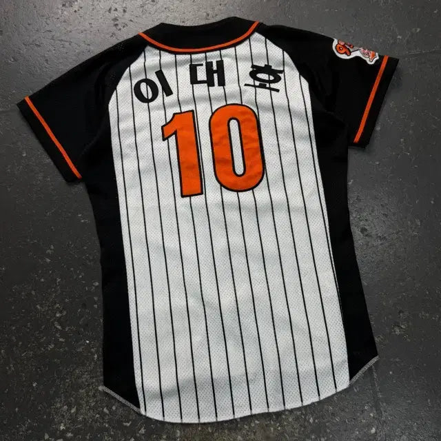 [SOLD OUT] 90 롯데자이언츠 이대호 08 응원 유니폼