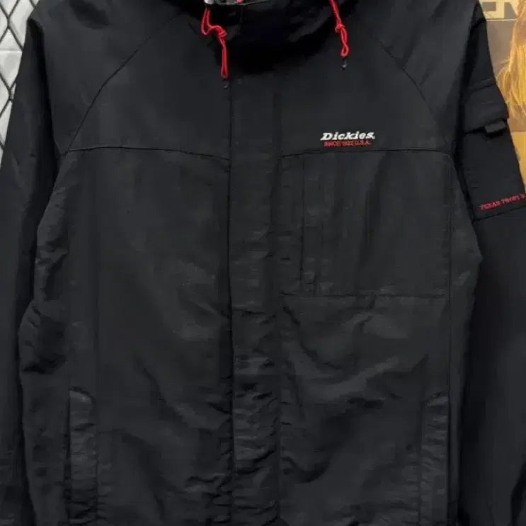 [SOLD OUT] 디키즈 바람막이