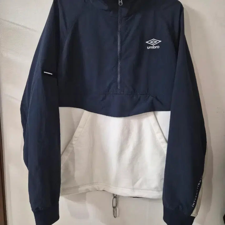 [SOLD OUT] 엄브로 아노락 반집업 95 남녀공용