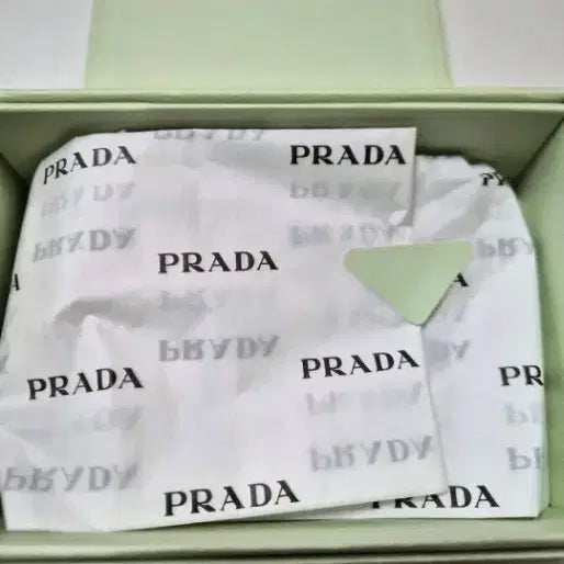 [SOLD OUT] 프라다 핸드크림&amp;림밤세트