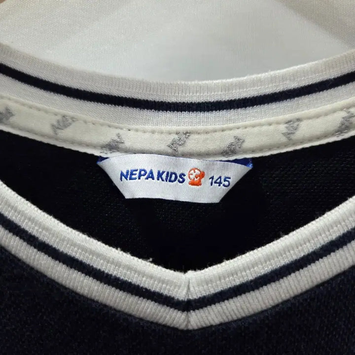 [SOLD OUT] 네파 키즈 피케 브이넥 반팔 원피스 145/11