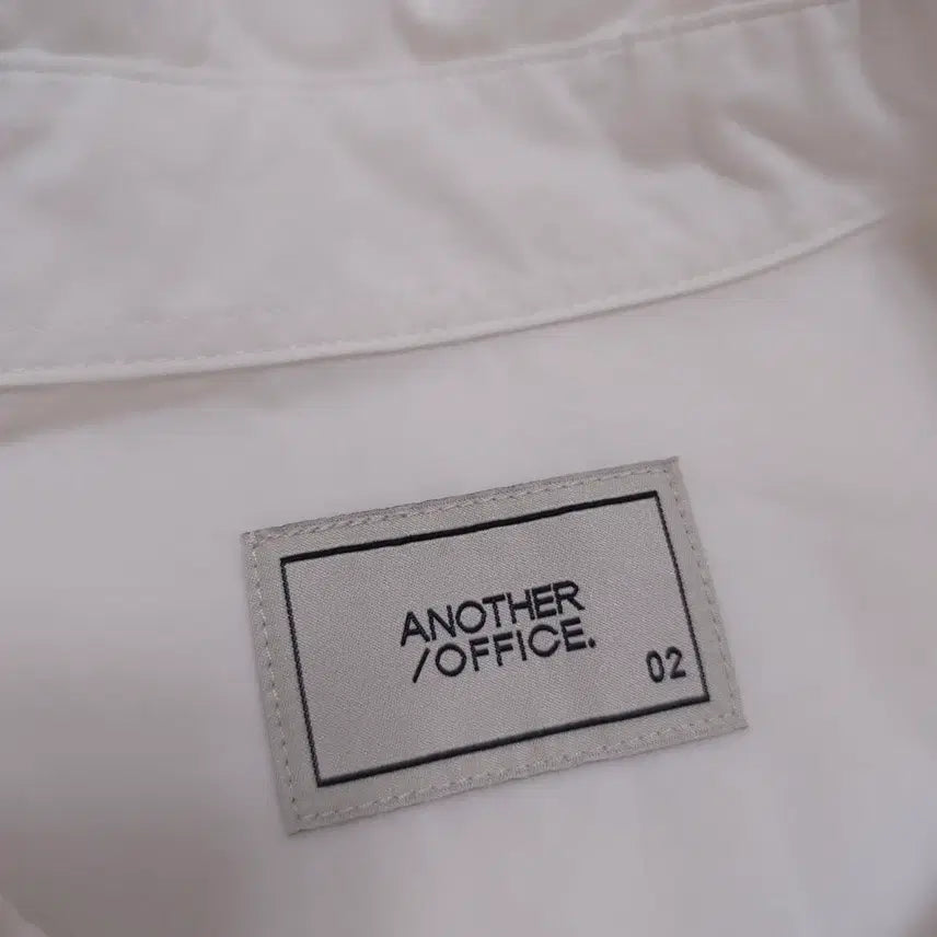 [SOLD OUT] 2) 어나더오피스 라이터 반팔셔츠