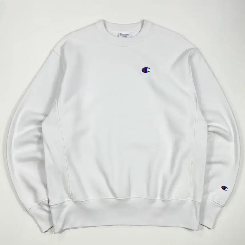 [SOLD OUT] 챔피온 리버스웨이브 맨투맨 화이트