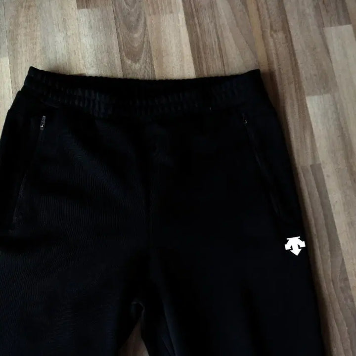 [SOLD OUT] 데상트바지/30~32사이즈/정품/최상급