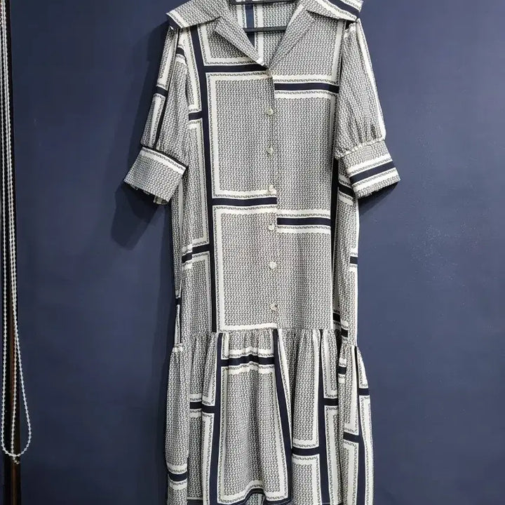 [SOLD OUT] 레코브 패턴 세일러 원피스