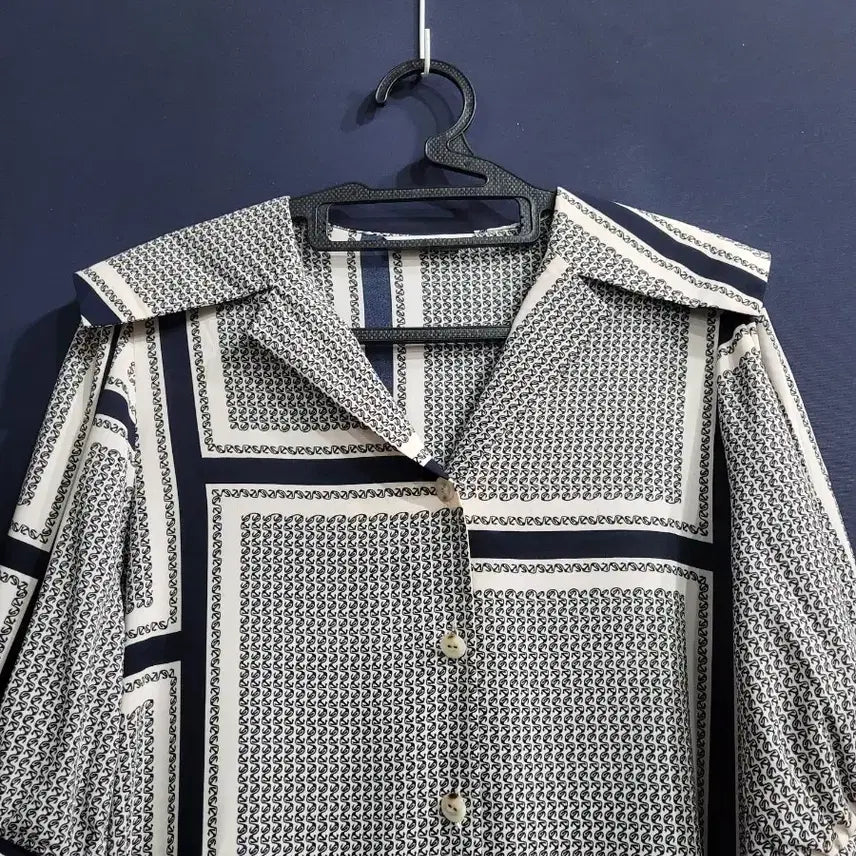 [SOLD OUT] 레코브 패턴 세일러 원피스