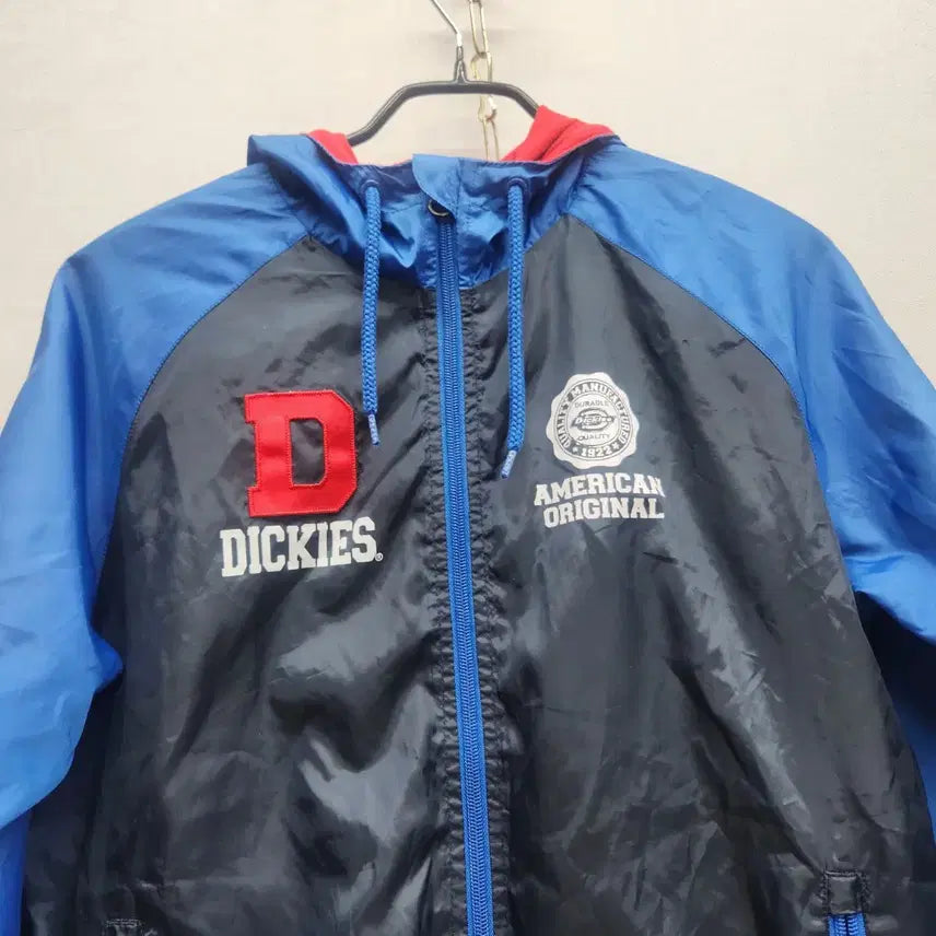 [SOLD OUT] 올드스쿨 디키즈 와펜 로고 후드 바람막이 S(M)