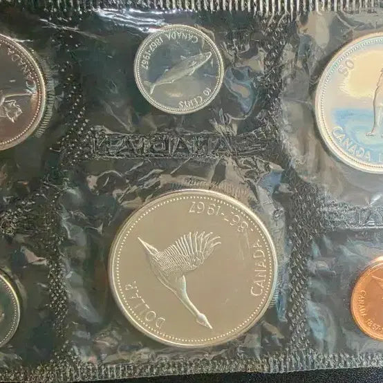 [BUNJANG] 1967 Canada Centennial Silver Coin / 1967년 캐나다 연방 탄생 100주년 기념.은화