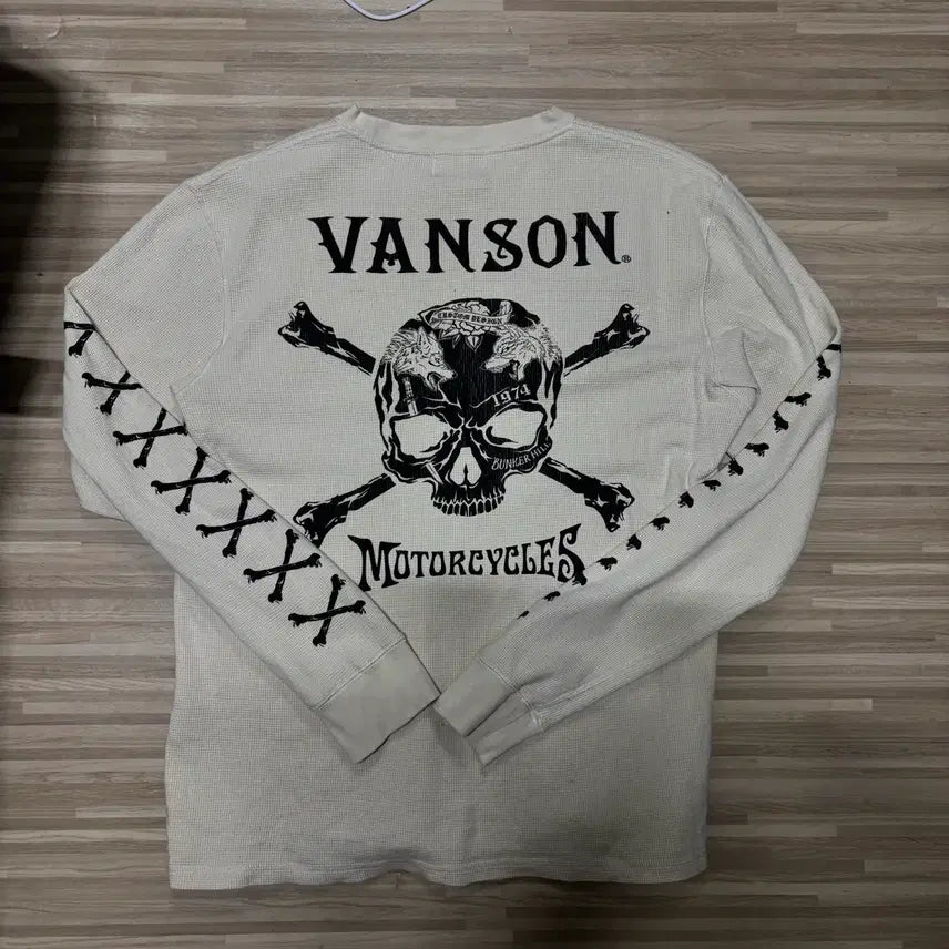 [BUNJANG] Benson Waffle Long Sleeve White / 벤슨 와플 롱슬리브