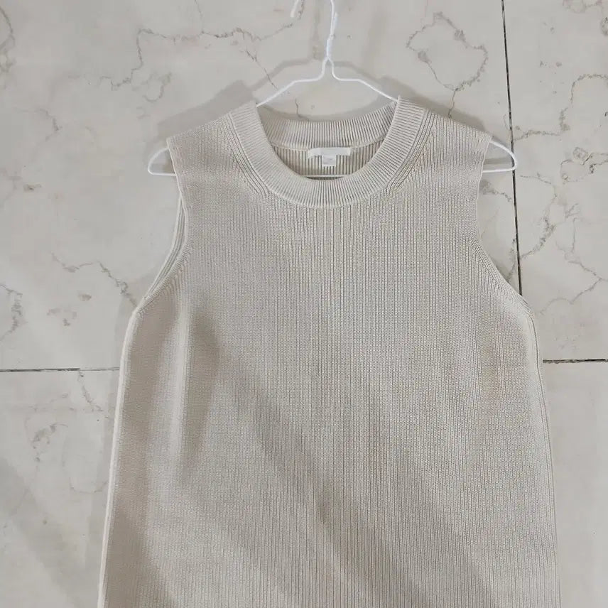 [BUNJANG] COS Knit Beige / COS 코스 니트 베이지