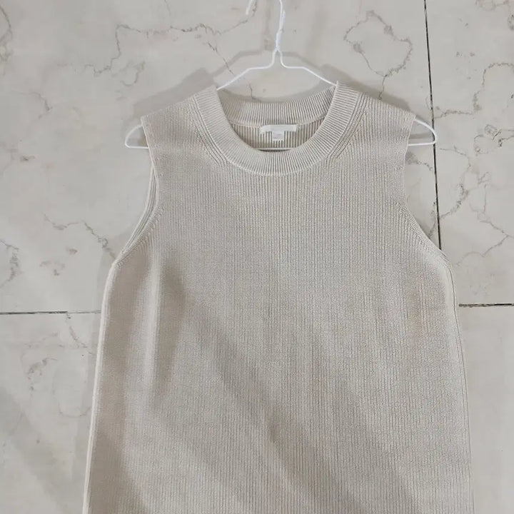 [BUNJANG] COS Knit Beige / COS 코스 니트 베이지