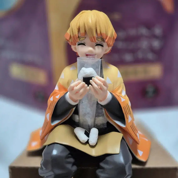 [BUNJANG] Demon Slayer Zenitsu Chokonose Premium Figure / (단순개봉) 귀멸의 칼날 젠이츠 쵸코노세 초코노세 피규어