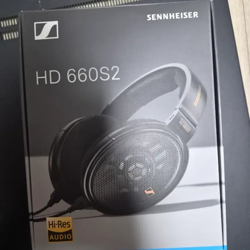 [BUNJANG] Sennheiser HD 660S2 Headphones / 젠하이저 HD 660S2 헤드폰