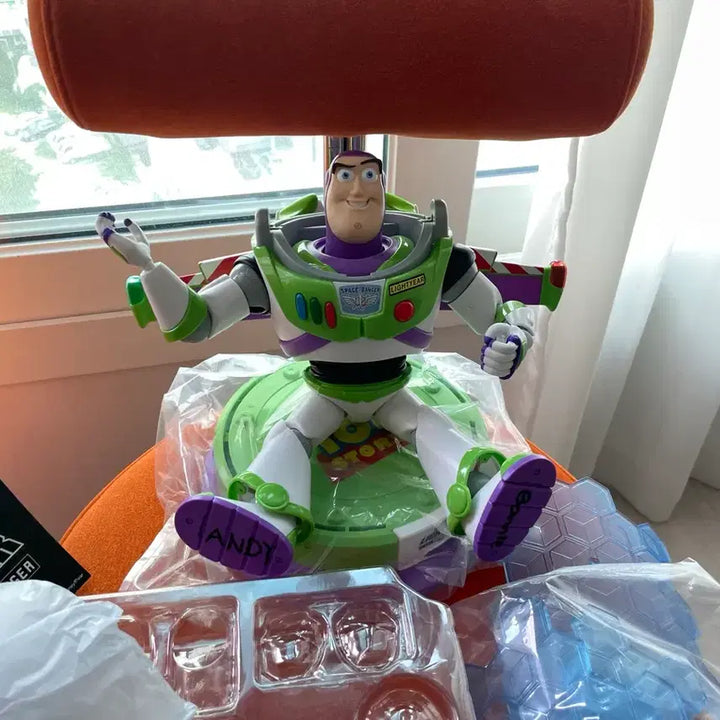 [SOLD OUT] 토이스토리 버즈 장난감 인형 피규어 프라모델 팝니다