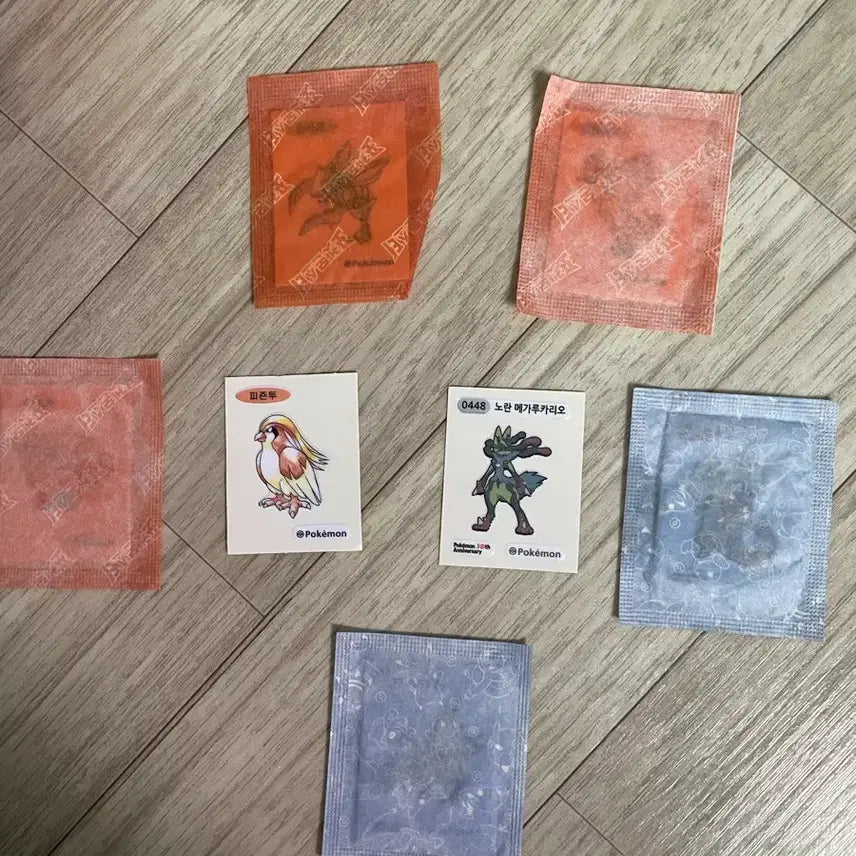 [BUNJANG] Pokemon Stickers Bundle Set (Includes 30th Anniversary Artworks) / 포켓몬 띠부씰(30주년 아트워크 포함) 일괄판매