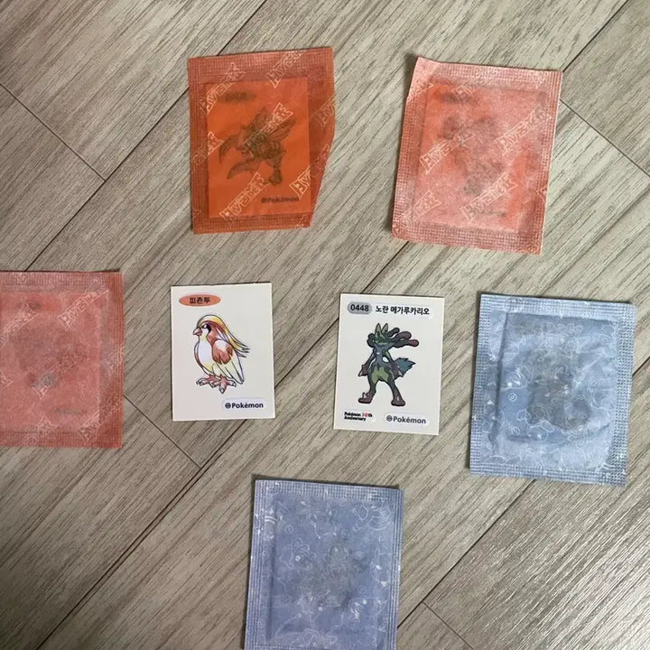 [BUNJANG] Pokemon Stickers Bundle Set (Includes 30th Anniversary Artworks) / 포켓몬 띠부씰(30주년 아트워크 포함) 일괄판매