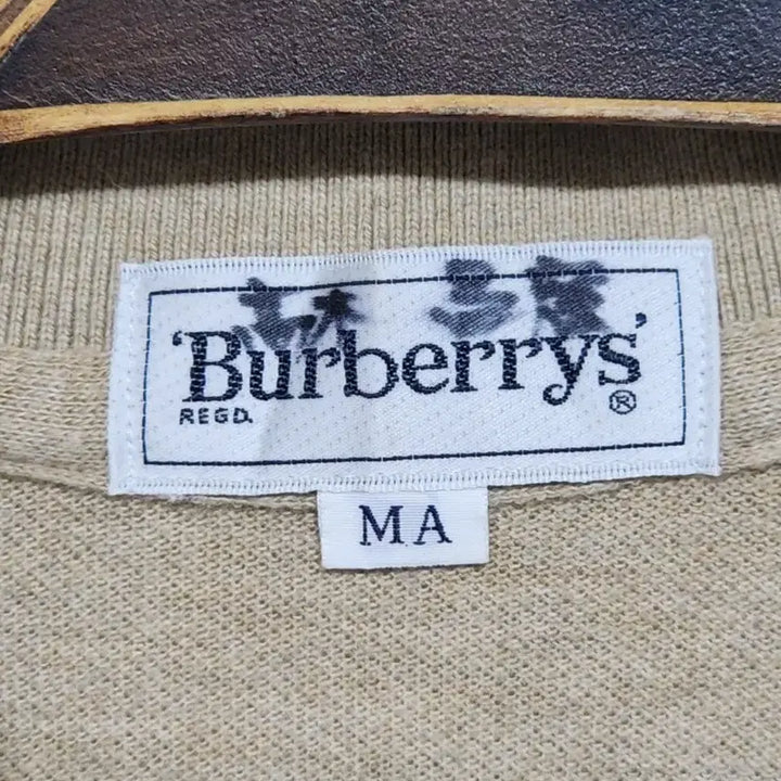 [SOLD OUT] (M) 버버리 반팔 카라티 포켓 로고 PK 폴로 티셔츠 일본판