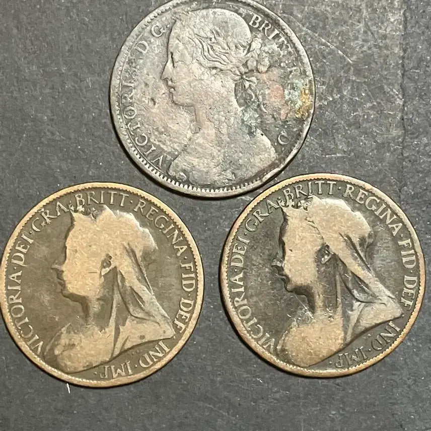 [BUNJANG] Queen Victoria 1 Penny Bronze Coin Bundle Set (30mm Diameter) / 1862년 영국 빅토리아 여왕 1페니 3점 일괄 (1897년/1900년)
