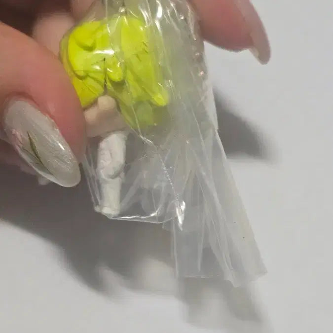 [BUNJANG] One Piece Sanji Whole Cake Island White Suit Version Mini Figure Keychain / 원피스 상디 홀케이크아일랜드 백정장 버전 미니피규어 키링