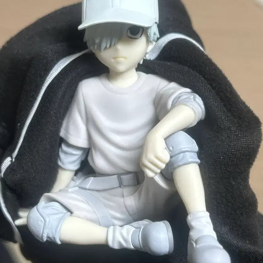 [BUNJANG] Choconose Noodle Stopper Cells at Work White Blood Cell Figure / 쵸코노세 누들스토퍼 일하는세포 백혈구 피규어