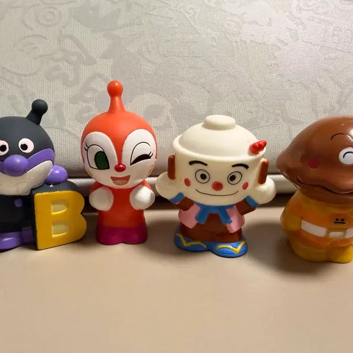 [BUNJANG] Anpanman Finger Puppet Set (Baikinman, Shurinji, Ebi-Tenpura Man, Karepanman) / 호빵맨 손가락인형 일괄(세균맨, 짤랑이, 새우덮밥맨, 카레빵맨)