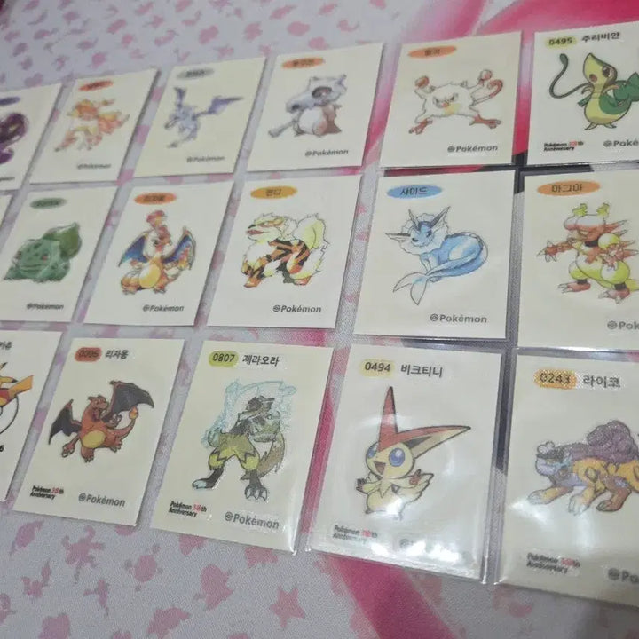 [BUNJANG] Pokemon Sticker Artworks Charizard &amp; Pikachu 30th Anniversary Collection / 포켓몬띠부씰 아트워크 리자몽 30주년 피카츄등 18종씰 모음