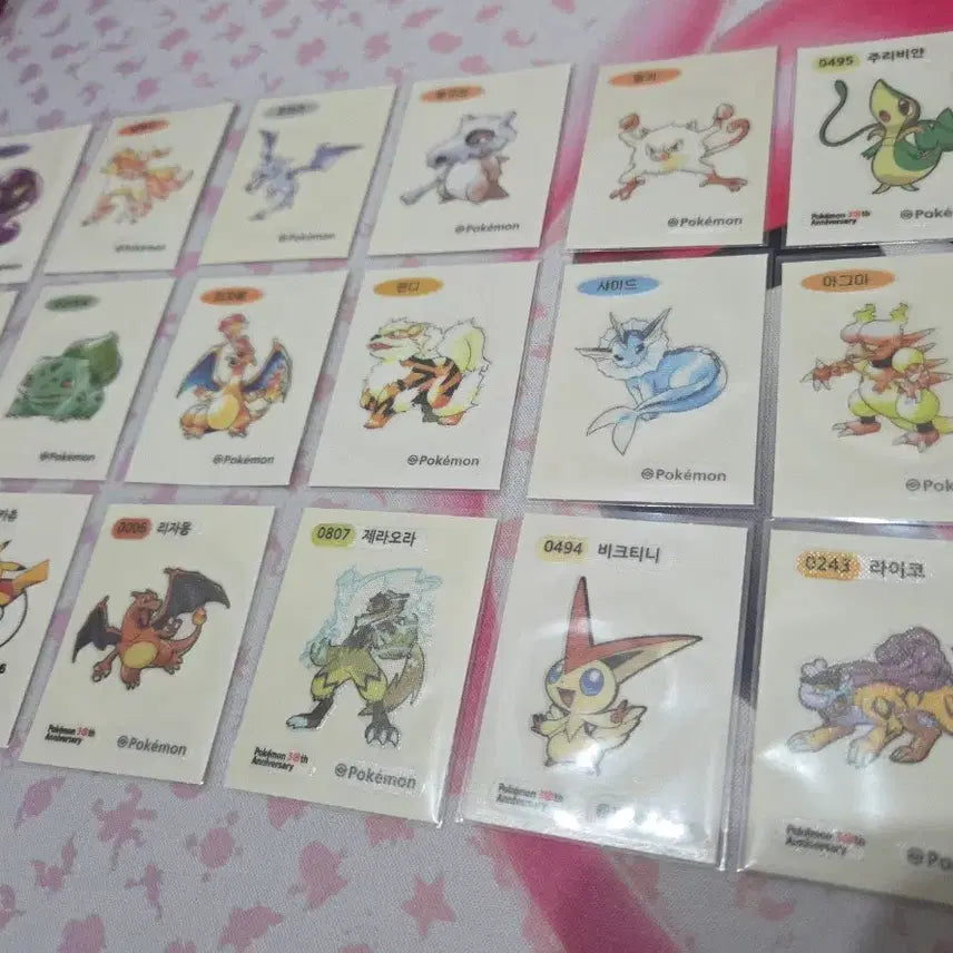 [BUNJANG] Pokemon Sticker Artworks Charizard &amp; Pikachu 30th Anniversary Collection / 포켓몬띠부씰 아트워크 리자몽 30주년 피카츄등 18종씰 모음