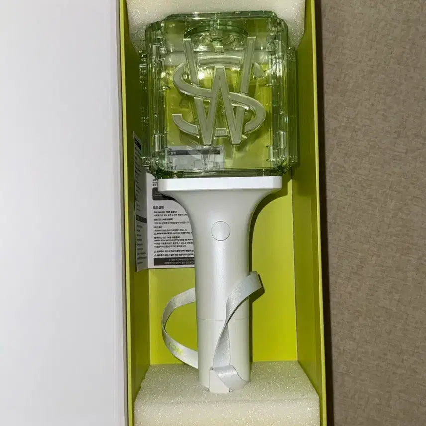 [BUNJANG] NCT WISH Official Light Stick / 마지막 가격내림)엔시티 위시 응원봉 판매합니다 위즈니봉 믐뭔봄