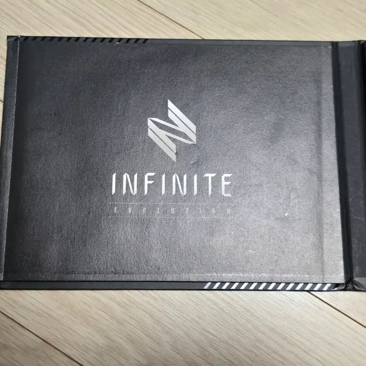 [BUNJANG] Infinite Evolution BTD Autographed Album / 인피니트 evolution BTD 친필 싸인 앨범 infinite