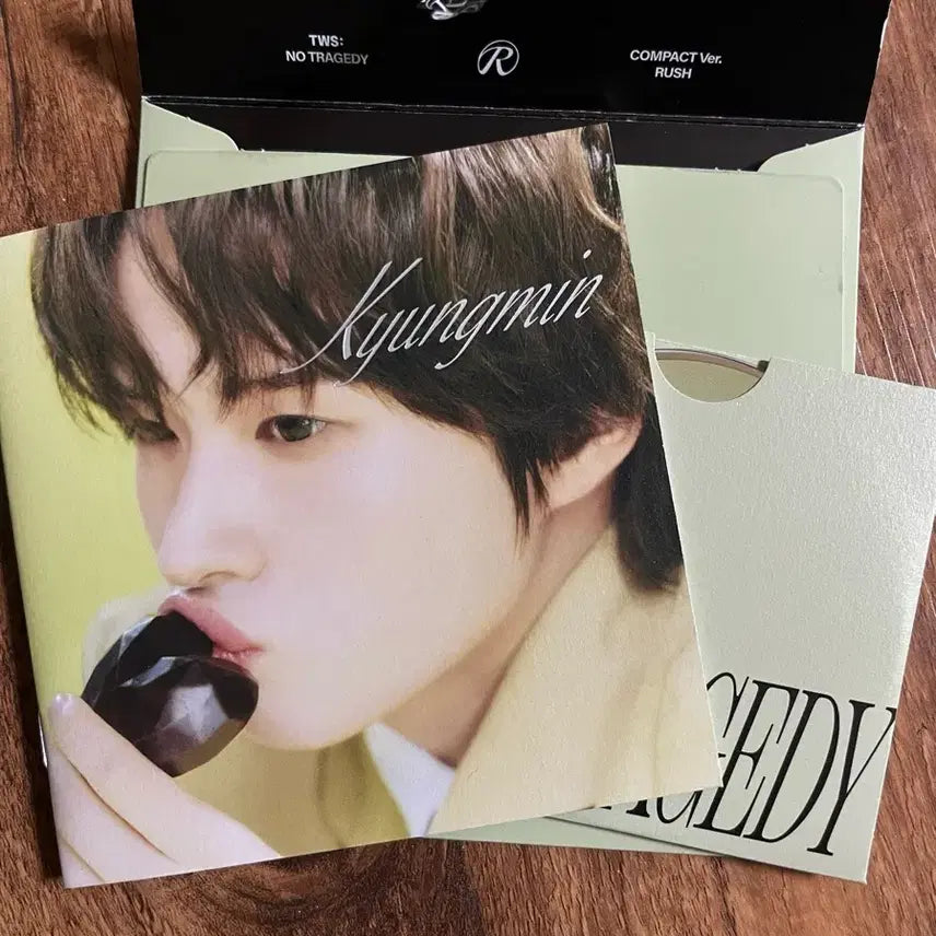 [BUNJANG] Kyunghyun Photocard / 경민