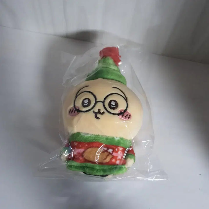 [BUNJANG] Chiikawa Usagi Holiday Christmas Mascot / 치이카와 우사기 홀리데이 크리스마스 마스코트