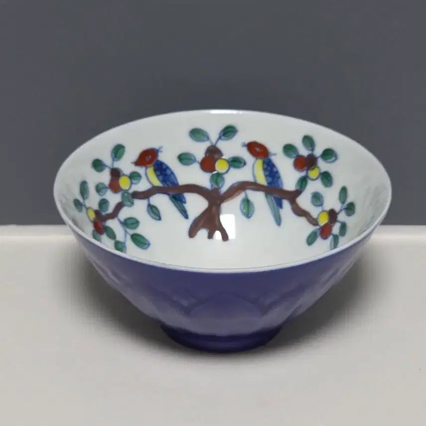 [BUNJANG] Ming Dynasty Chenghua Blue and White Five-Color Bird and Flower Motif Bowl / 명성화 청화오채 화조문완