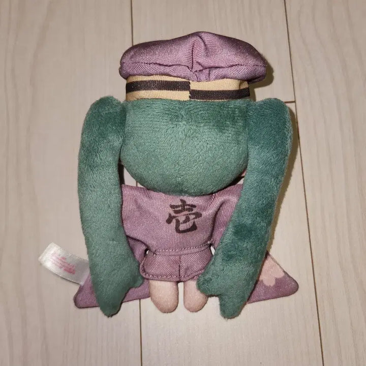 [BUNJANG] Hatsune Miku Senbonzakura Classic Doll Vocaloid Keychain Mascot / 하츠네미쿠 천본앵 키링 고전 인형 보컬로이드 키체인 마스코트