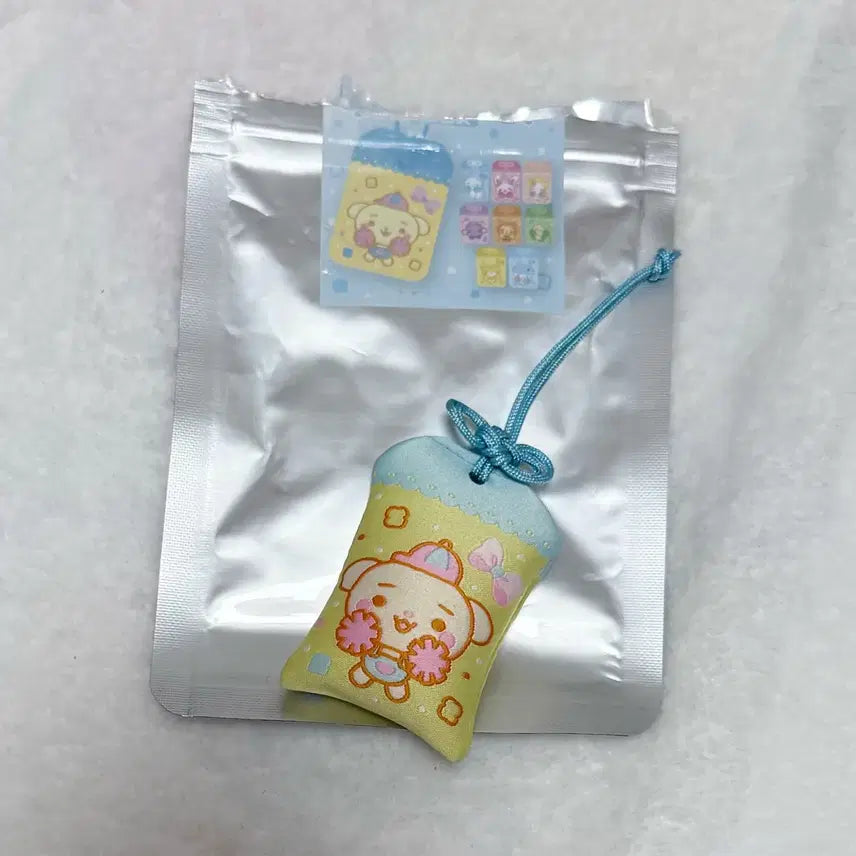 [BUNJANG] Hats to Hearts Carmen Bingping Pop-up Omamori Charm / 하츠투하츠 하투하 카르멘 빙핑 팝업 오마모리 부적 양도